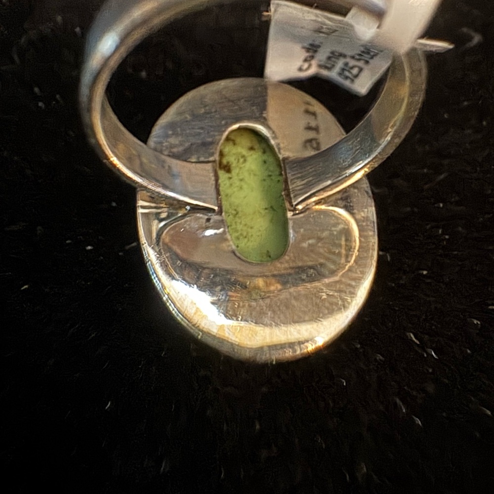 Elegant sterling Silver and genuine Green chrysophrase Stone Ring - Picture 5 of 6